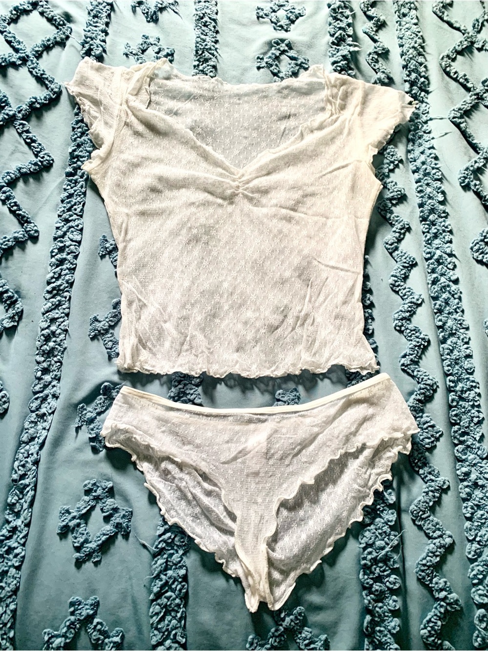 Kimchi Blue Anabella Textured Sheer Mesh Lettuce-Edge Top & Bikini Briefs